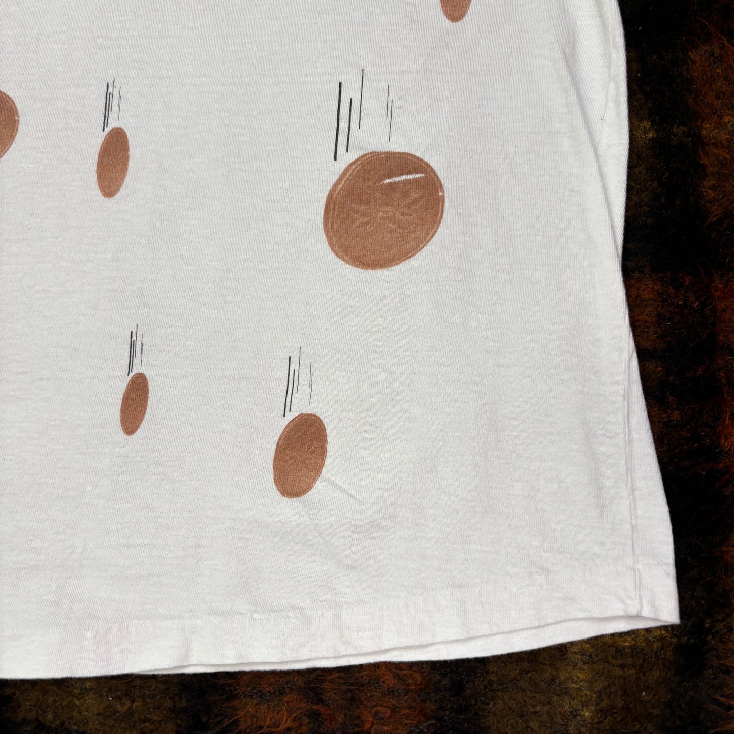 【ヴィンテージ風】Food City “Pay A Cent Event” 両面プリントTシャツ/ユニークペニーデザイン/USAカルチャー系・古着スタイルに◎