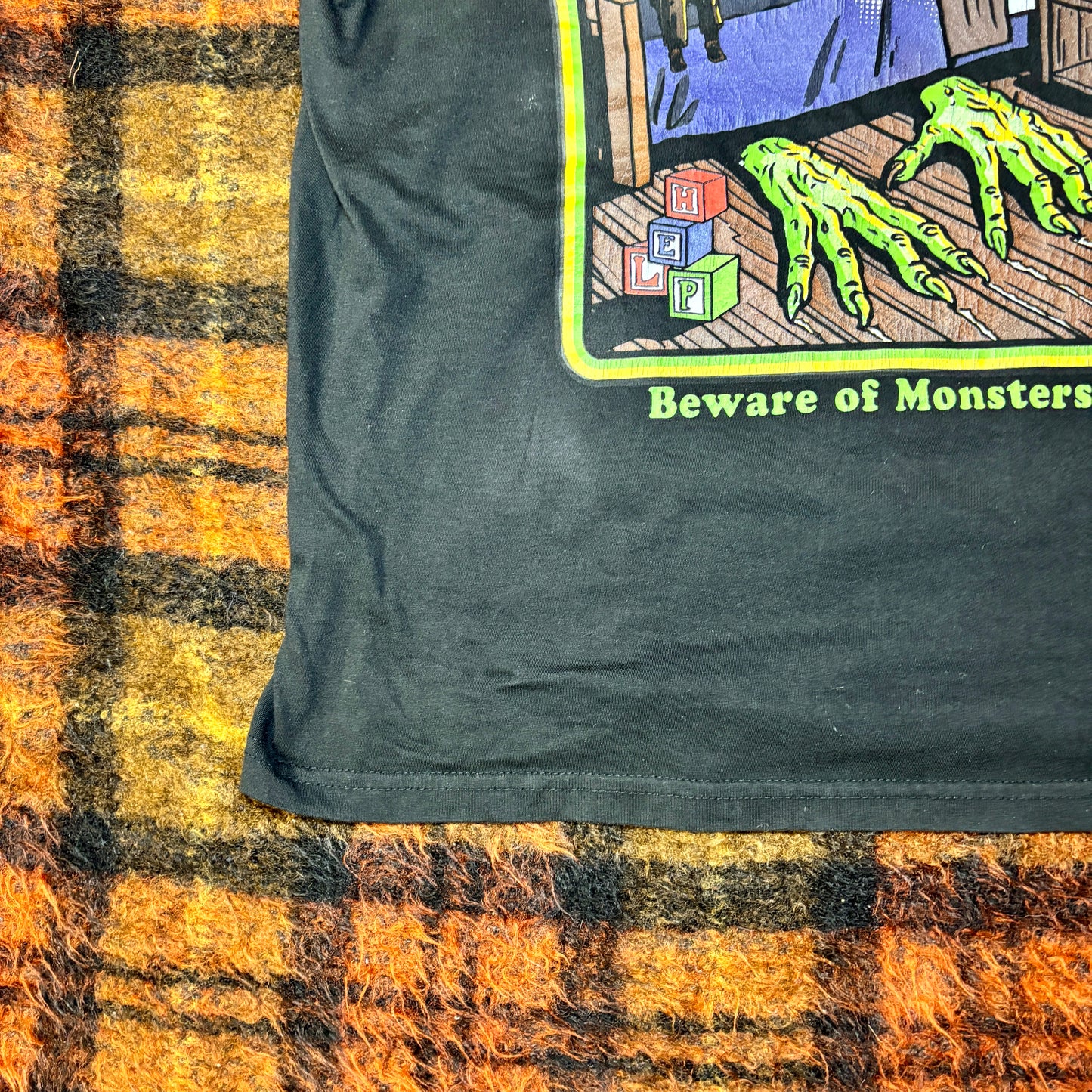 【90s ホラー】Goosebumps グースバンプス Tシャツ|BEWARE OF MONSTERS レトロ怪奇アメコミ風