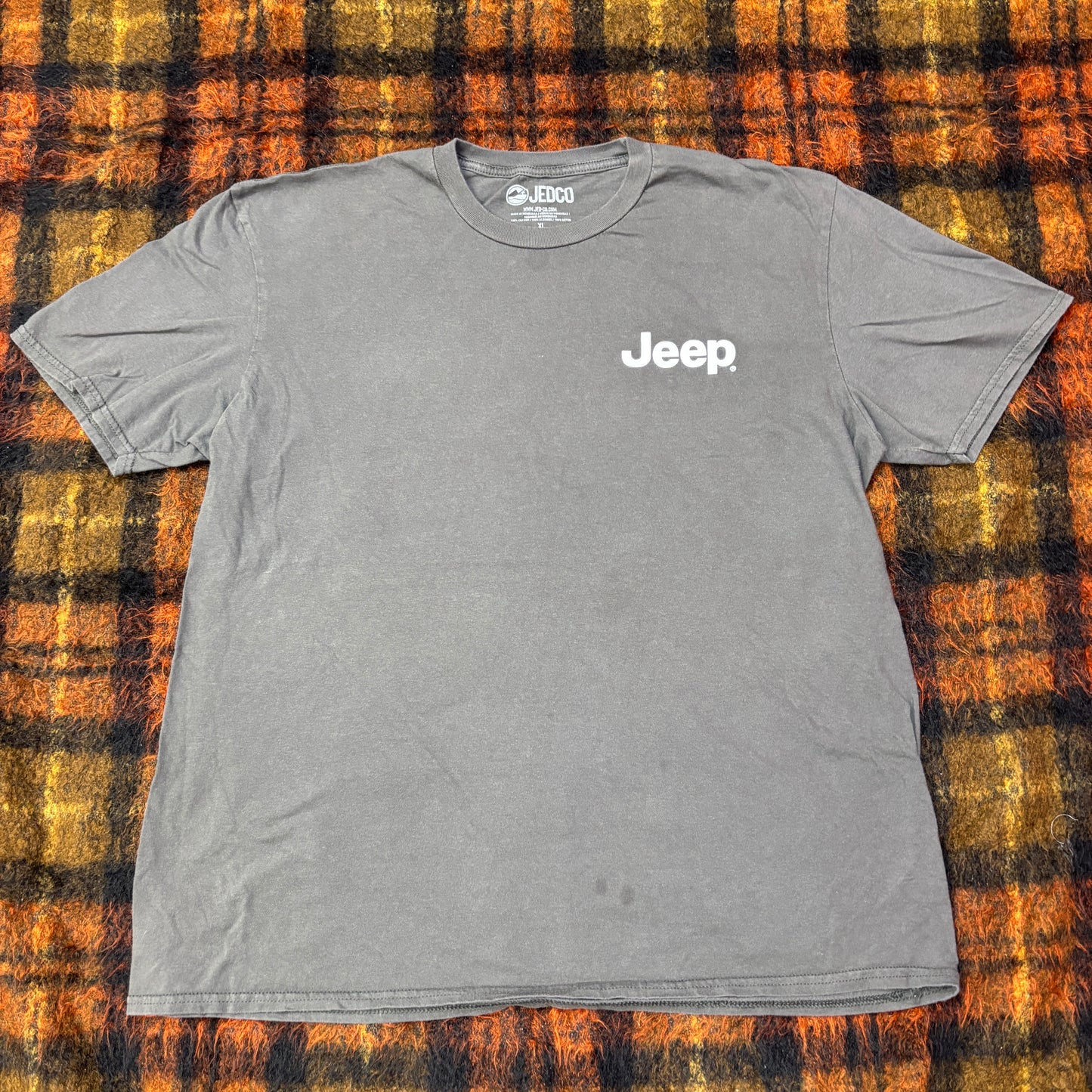 【Jeep公式】ビッグフット オフロードTシャツ|アウトドア × SUVグラフィック