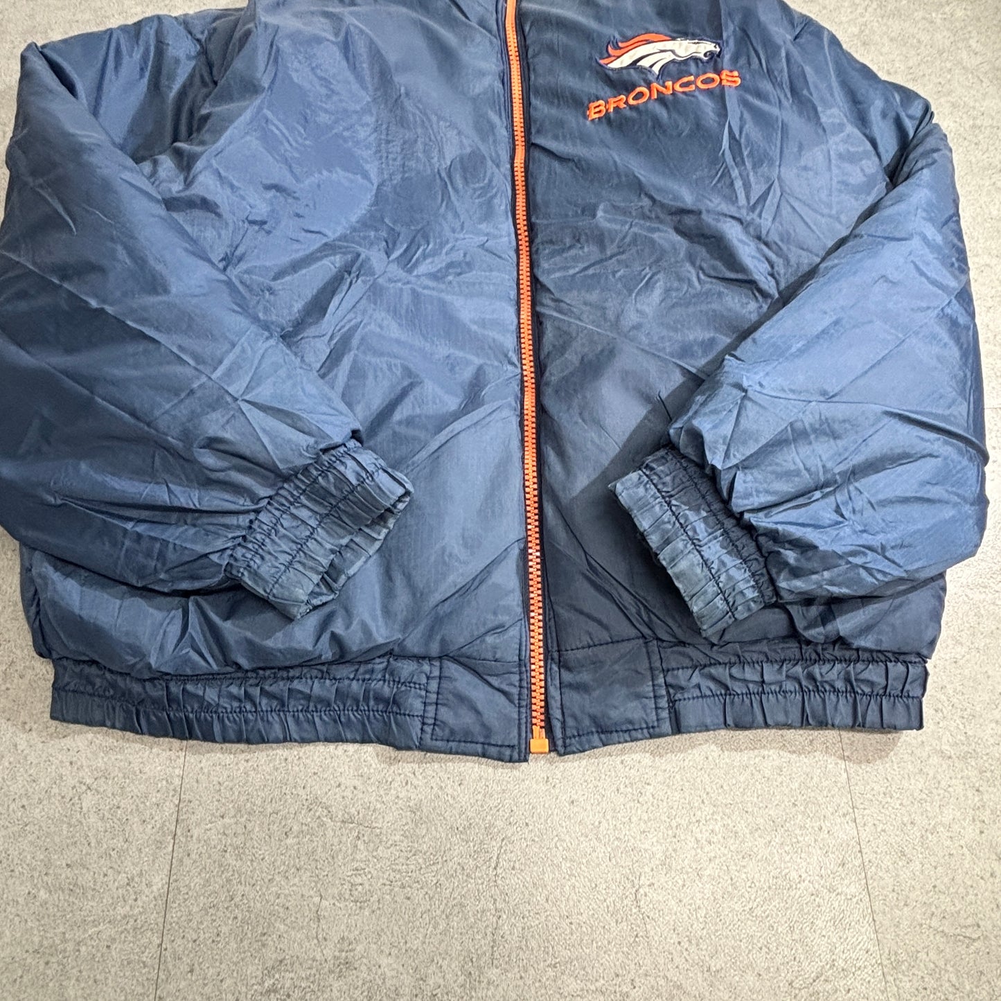 90s PRO PLAYER DENVER BRONCOS ナイロンジャケット ネイビー×オレンジ 刺繍ロゴ NFL公式モデル リバーシブル