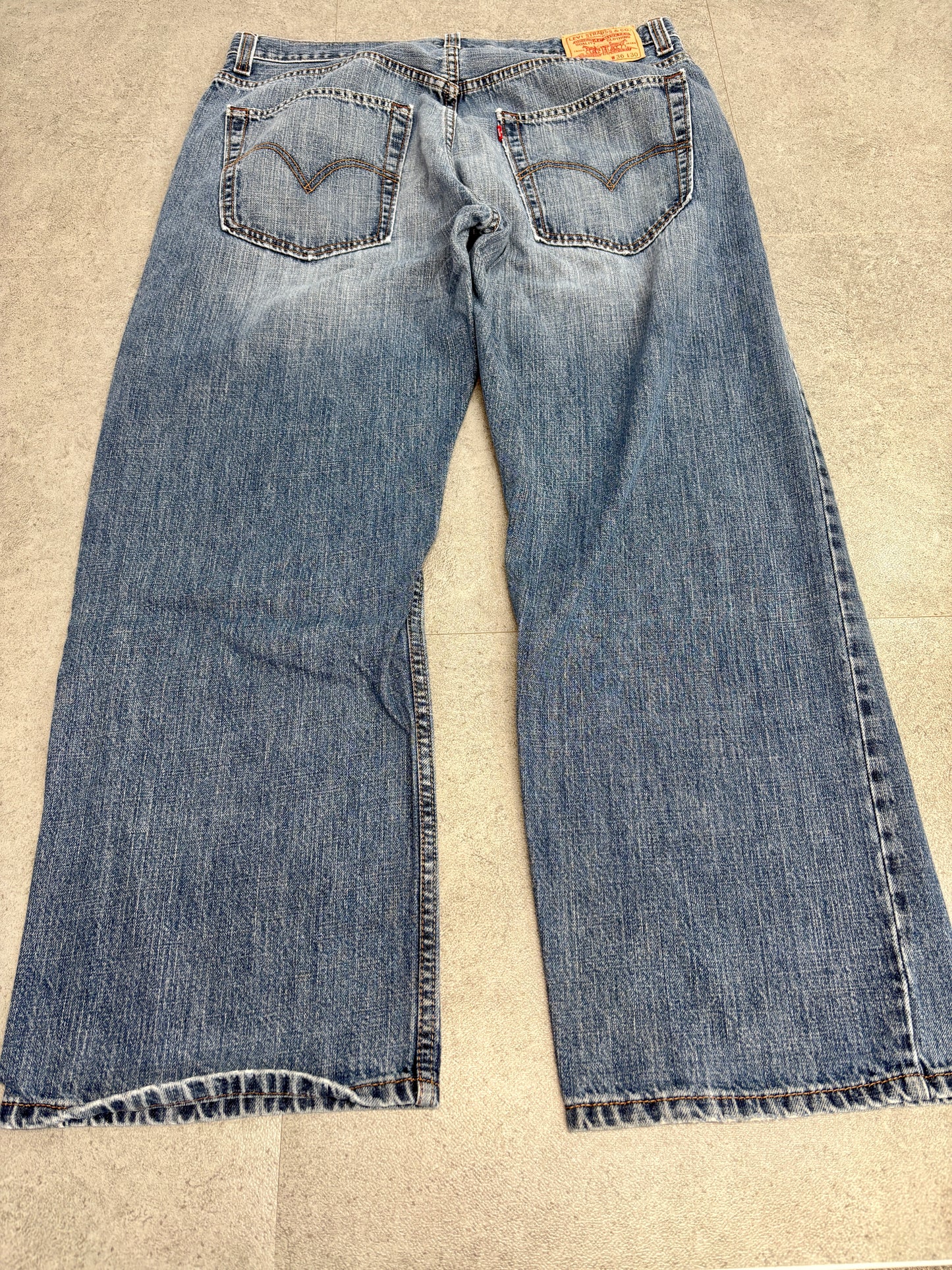 Levi’s 569® Loose Straight デニム W36 L30 レッドタブ ライトインディゴ ダメージ/ヒゲ/アタリ 00s ジップフライ