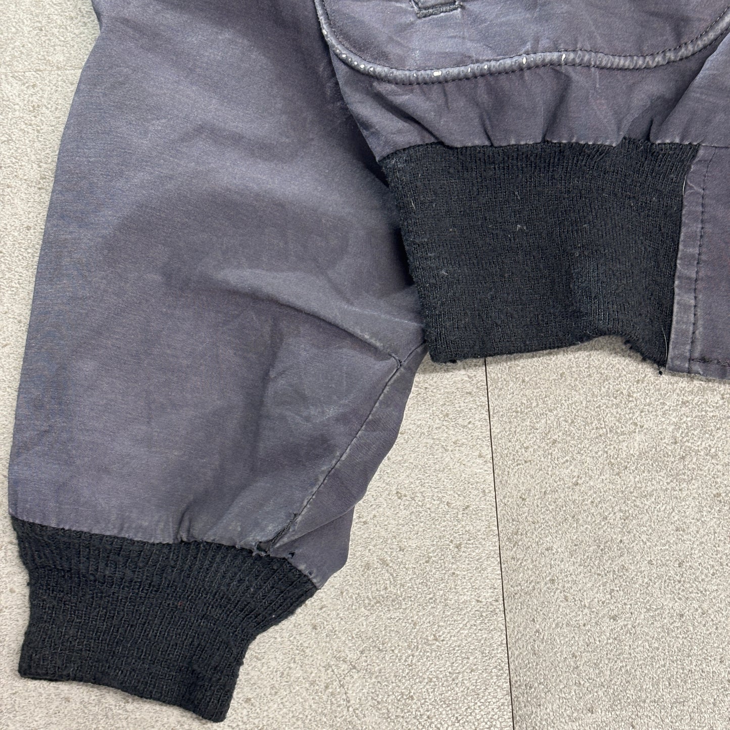 90s USA製 Federal Express(FedEx) Stan Hermanデザイン R&R Uniforms YKK/USAジップ 反射テープ ワークボンバージャケット L REG