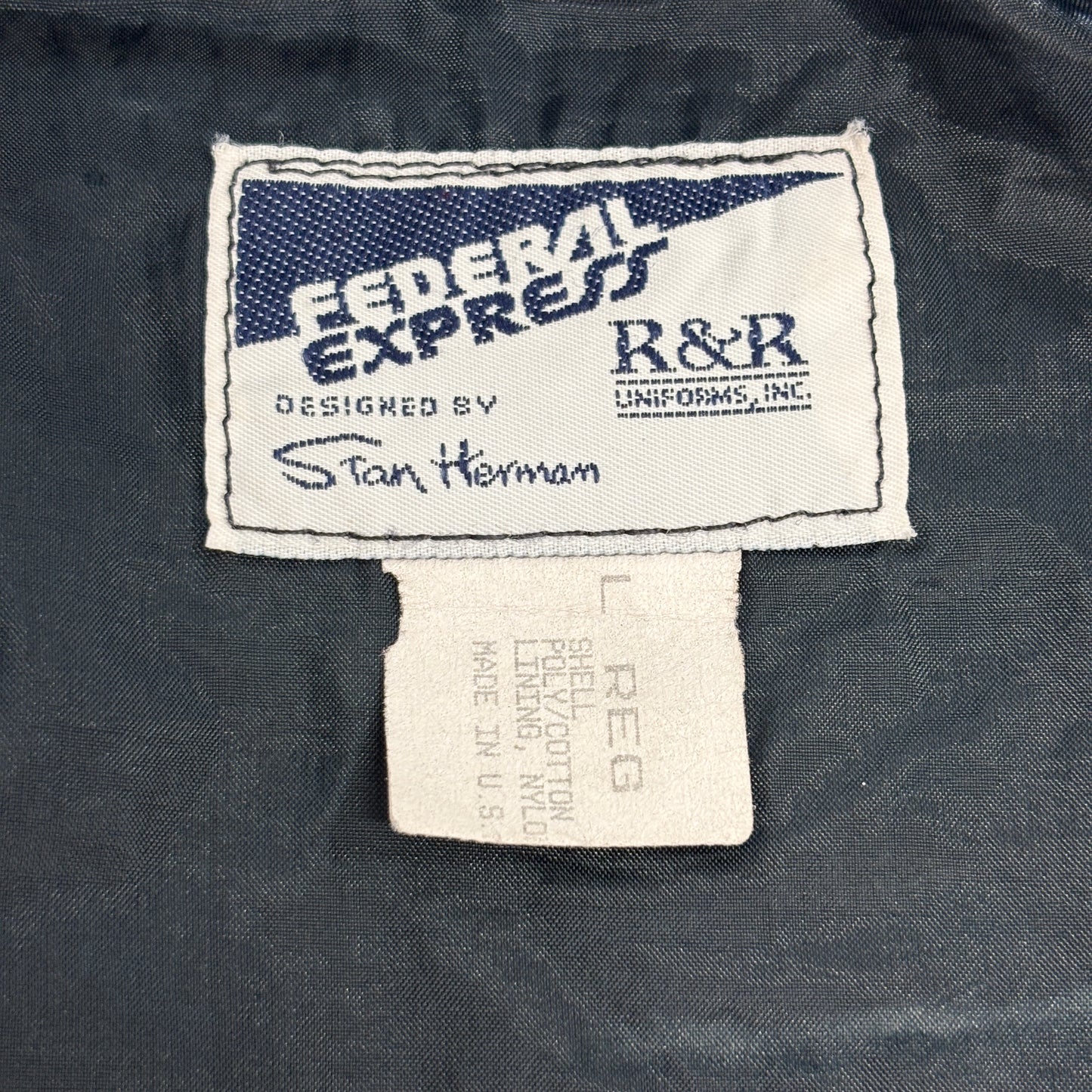 90s USA製 Federal Express(FedEx) Stan Hermanデザイン R&R Uniforms YKK/USAジップ 反射テープ ワークボンバージャケット L REG