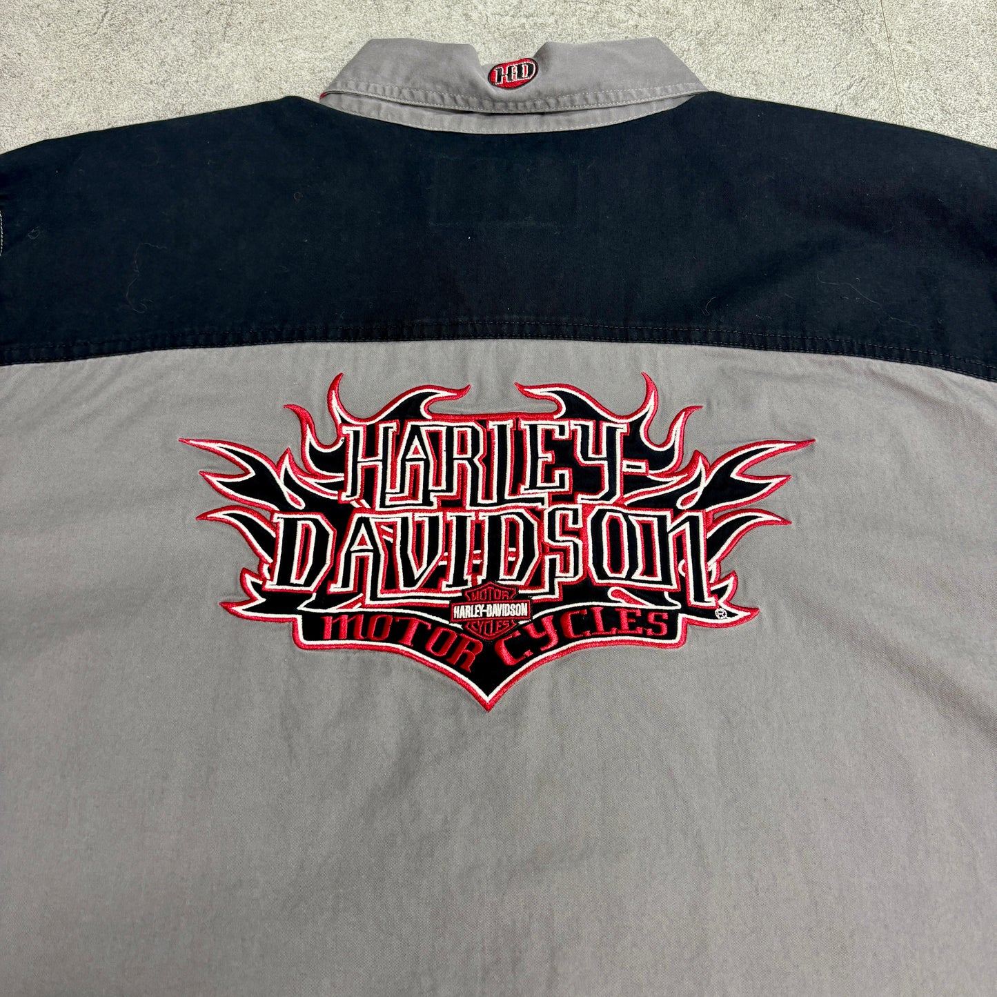 Harley-Davidson 刺繍ロゴ 半袖ワークシャツ XL グレー×ブラック バイカースタイル アメリカンレジェンド
