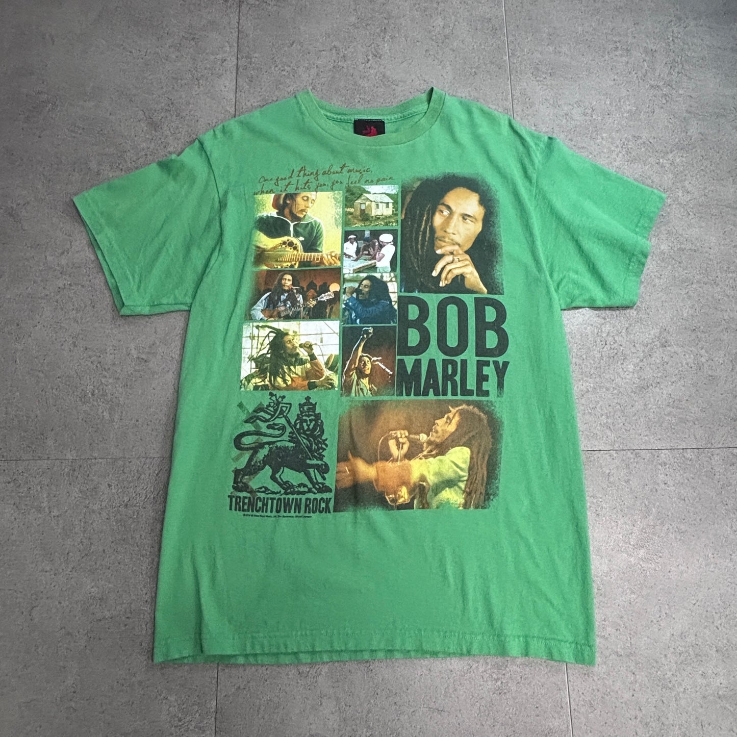 【2010 BOB MARLEY “TRENCHTOWN ROCK” フォトプリント Tシャツ】ZION ROOTSWEAR サイズL/8-76