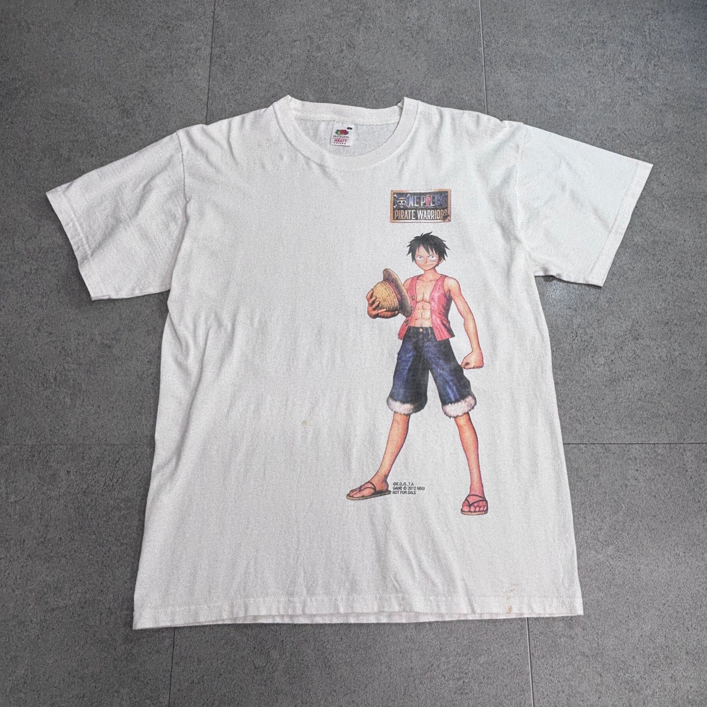 【ONE PIECE PIRATE WARRIORS モンキー・D・ルフィ Tシャツ】FRUIT OF THE LOOM HEAVY COTTON サイズL/8-75