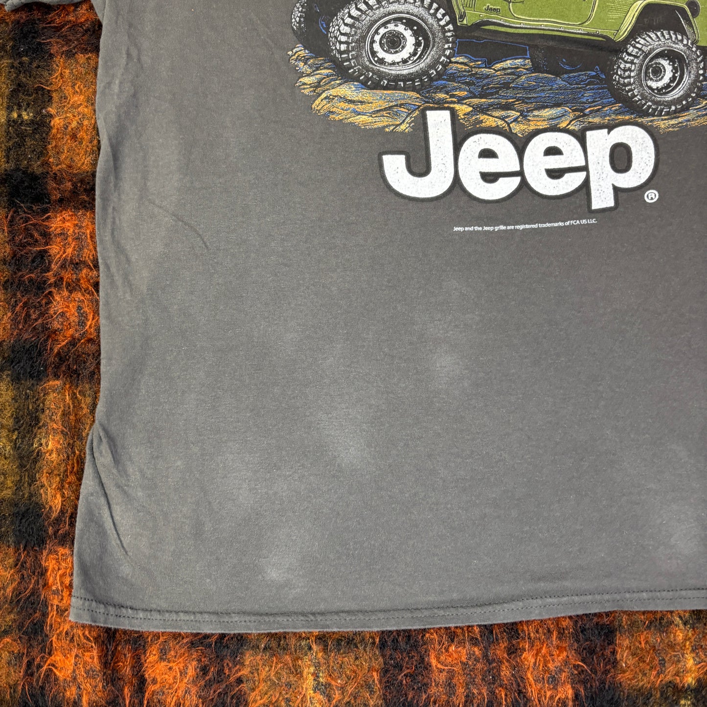 【Jeep公式】ビッグフット オフロードTシャツ｜アウトドア × SUVグラフィック