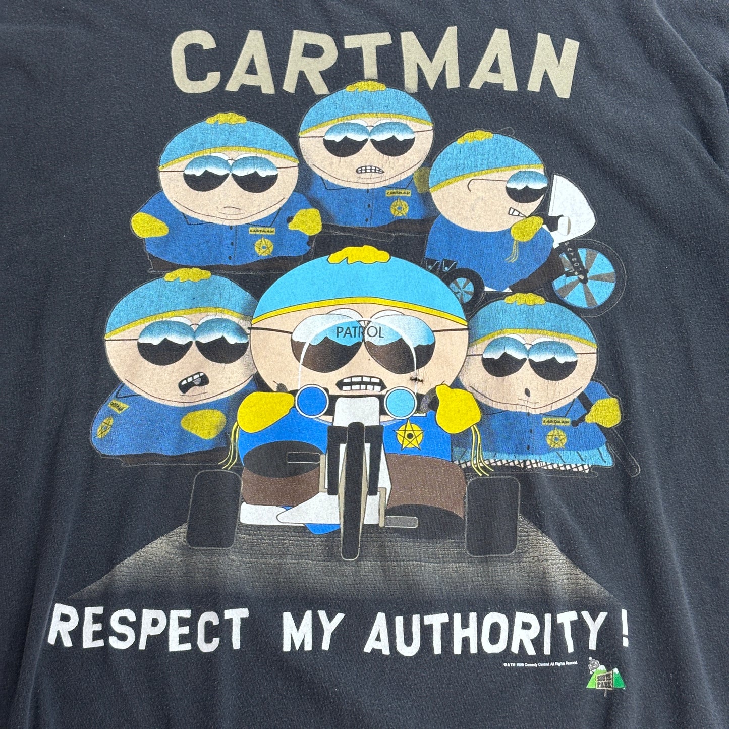 South Park CARTMAN “RESPECT MY AUTHORITY!” 1998 Comedy Central コピーライト Tシャツ XL ブラック フェード ヴィンテージ/4-5