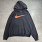 【90s NIKE ビッグスウッシュ パーカー】ナイキ ブラック フェード オレンジスウッシュ XL 銀タグ 古着/9-5
