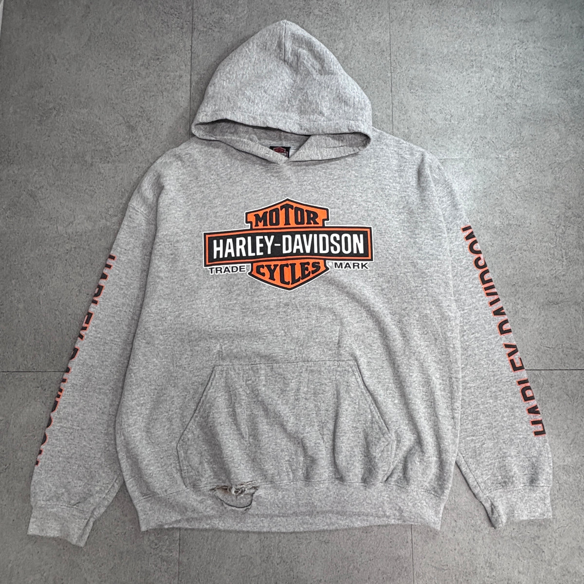 【Harley-Davidson Military Sales パーカー】ハーレーダビッドソン ミリタリー オーバーシーズツアー 両面 袖プリント XL 古着/9-4