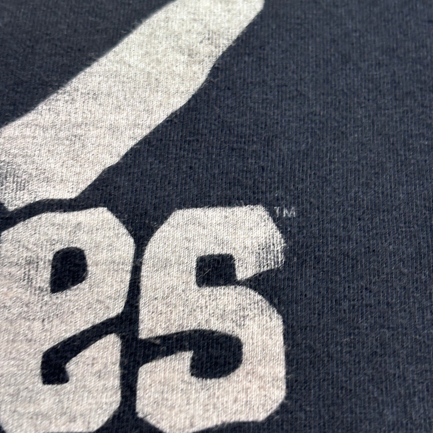 【THE GOONIES スカル&クロスソード プリントTシャツ】RIPPLE JUNCTION / THE GOONIES / Warner Bros. Entertainment Inc. / メキシコ製/7-71