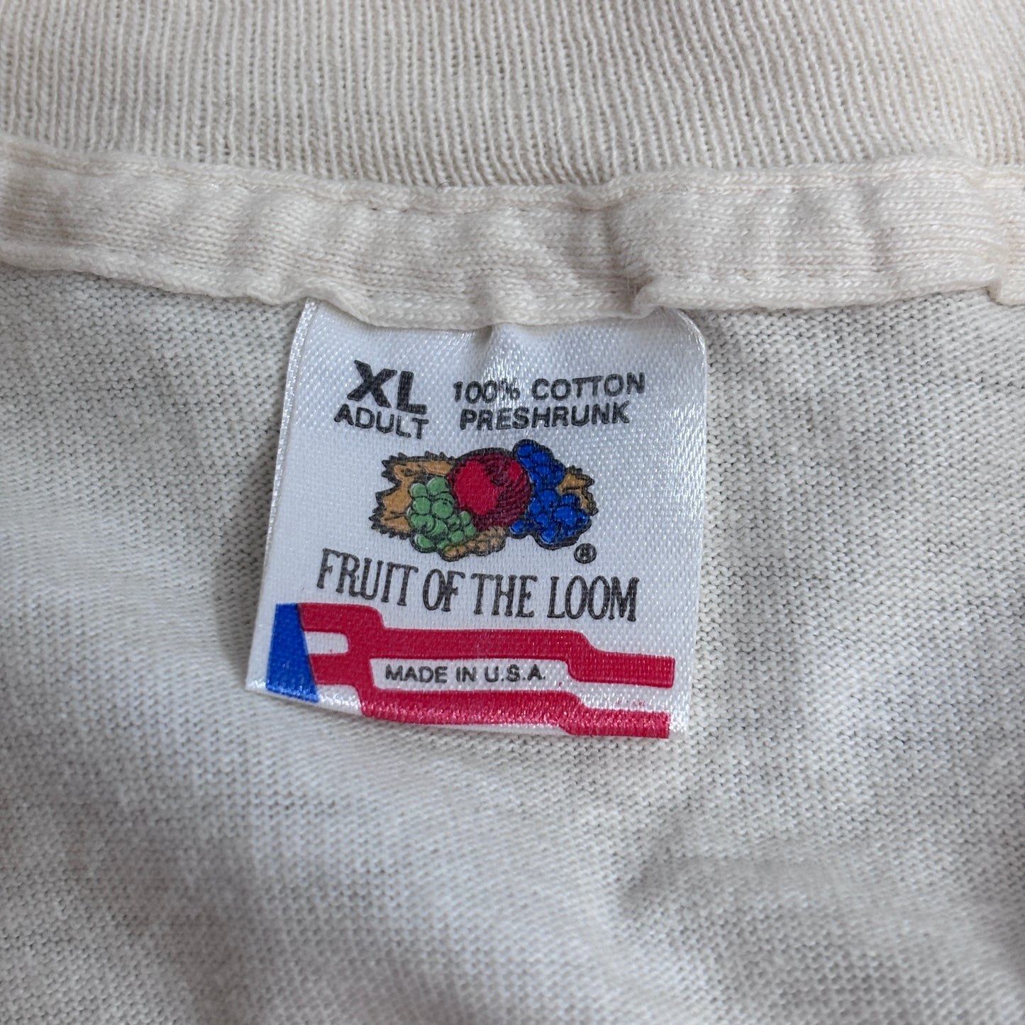 【90s GREAT IMPRESSIONS ワインボトル 総柄Tシャツ】ホワイト USA製 FRUIT OF THE LOOM XL 1994年コピーライト/8-48