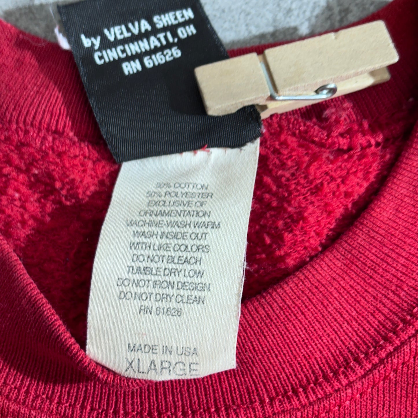 Mickey Unlimited / ミッキーマウス スウェット / MADE IN USA / Velva Sheen / 赤 レッド / クルーネック / XL/2-55