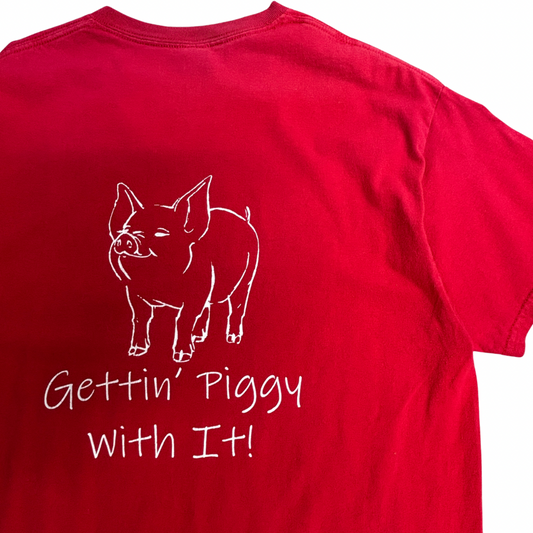【Gettin’ Piggy With It!】Trigg County Country Ham Festival 2019 イベントTシャツ レッド/7-37