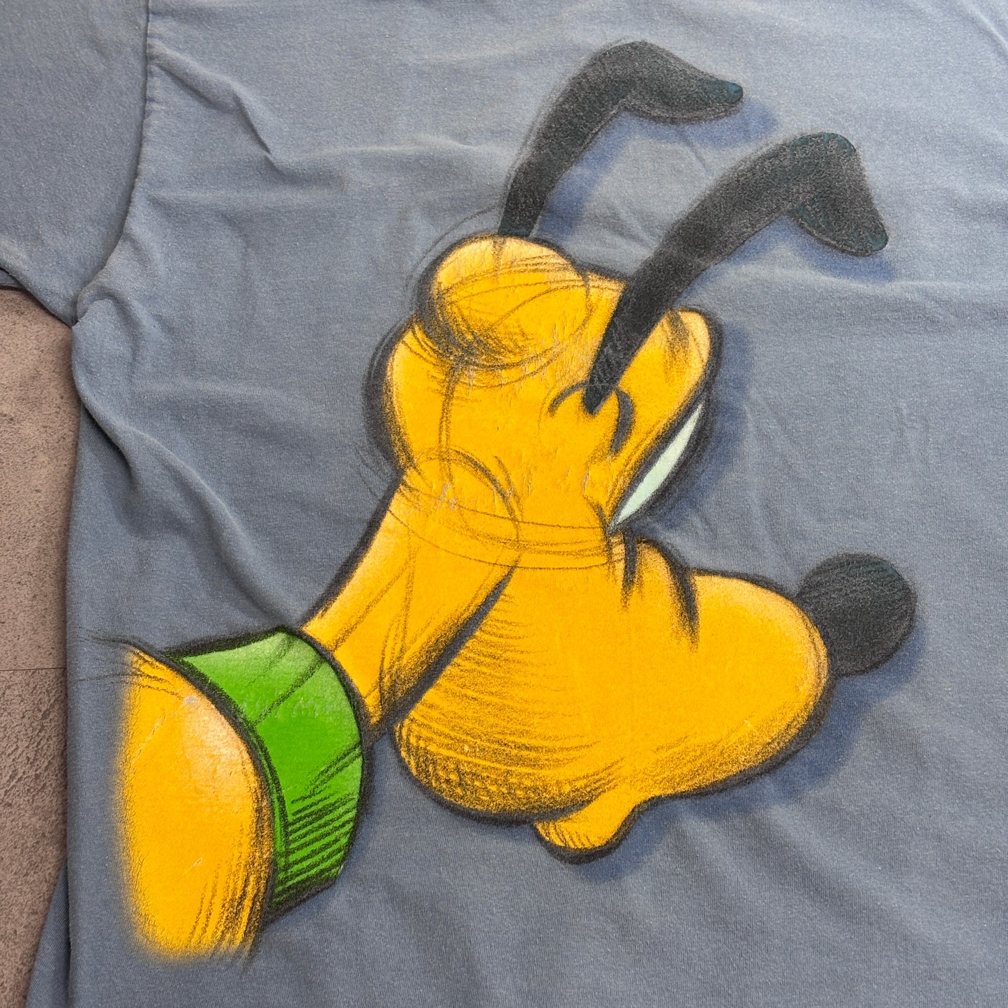 【Disney Pluto 両面ビッグプリントTシャツ】プルート Disneyland Resort Hanes ボディ キャラクターT 古着/8-4