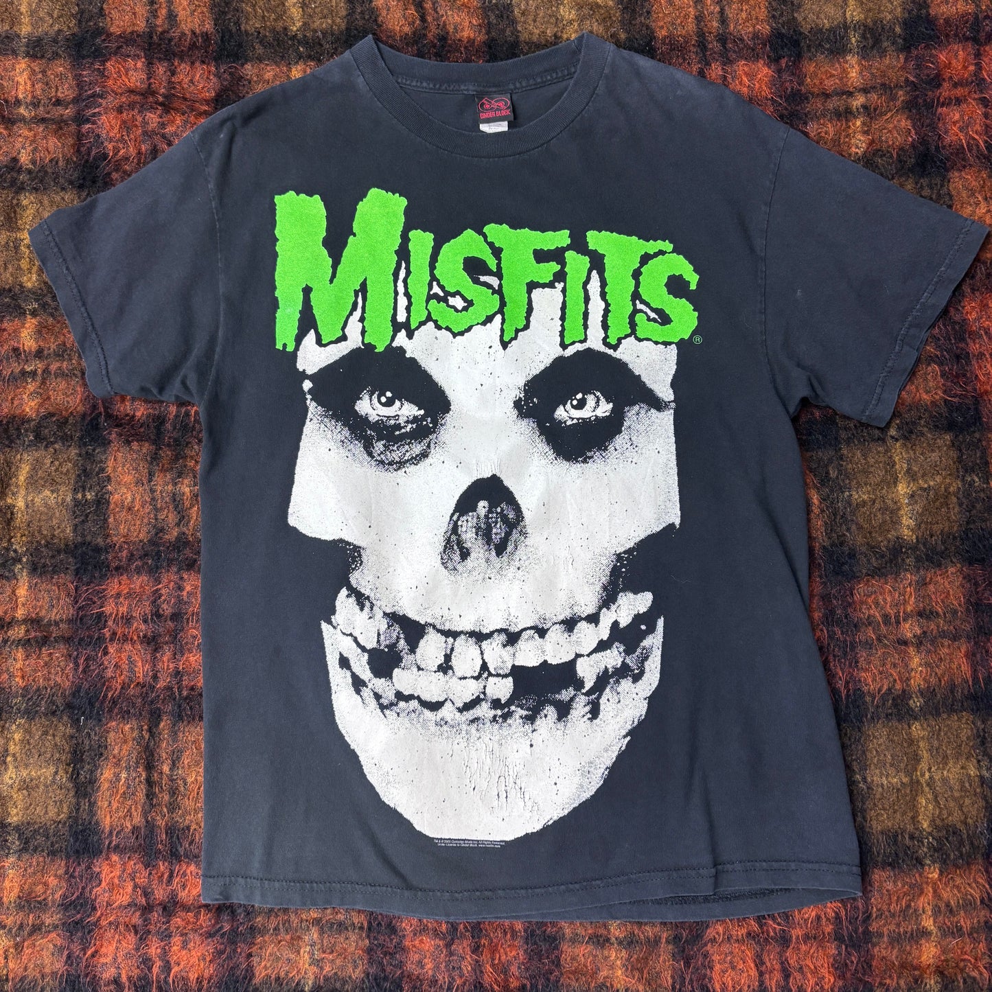 【MISFITS ミスフィッツ Tシャツ】スカルプリント CINDER BLOCK ボディ ブラック バンドT 古着/6-7