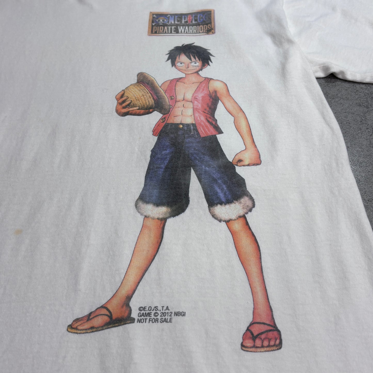 【ONE PIECE PIRATE WARRIORS モンキー・D・ルフィ Tシャツ】FRUIT OF THE LOOM HEAVY COTTON サイズL/8-75