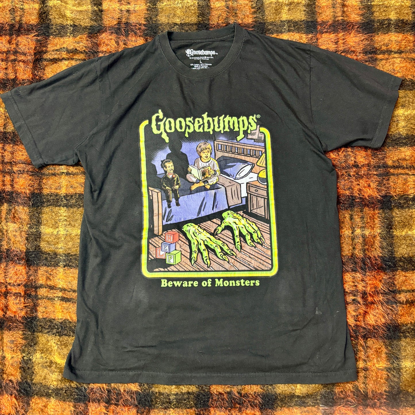 【90s ホラー】Goosebumps グースバンプス Tシャツ｜BEWARE OF MONSTERS レトロ怪奇アメコミ風