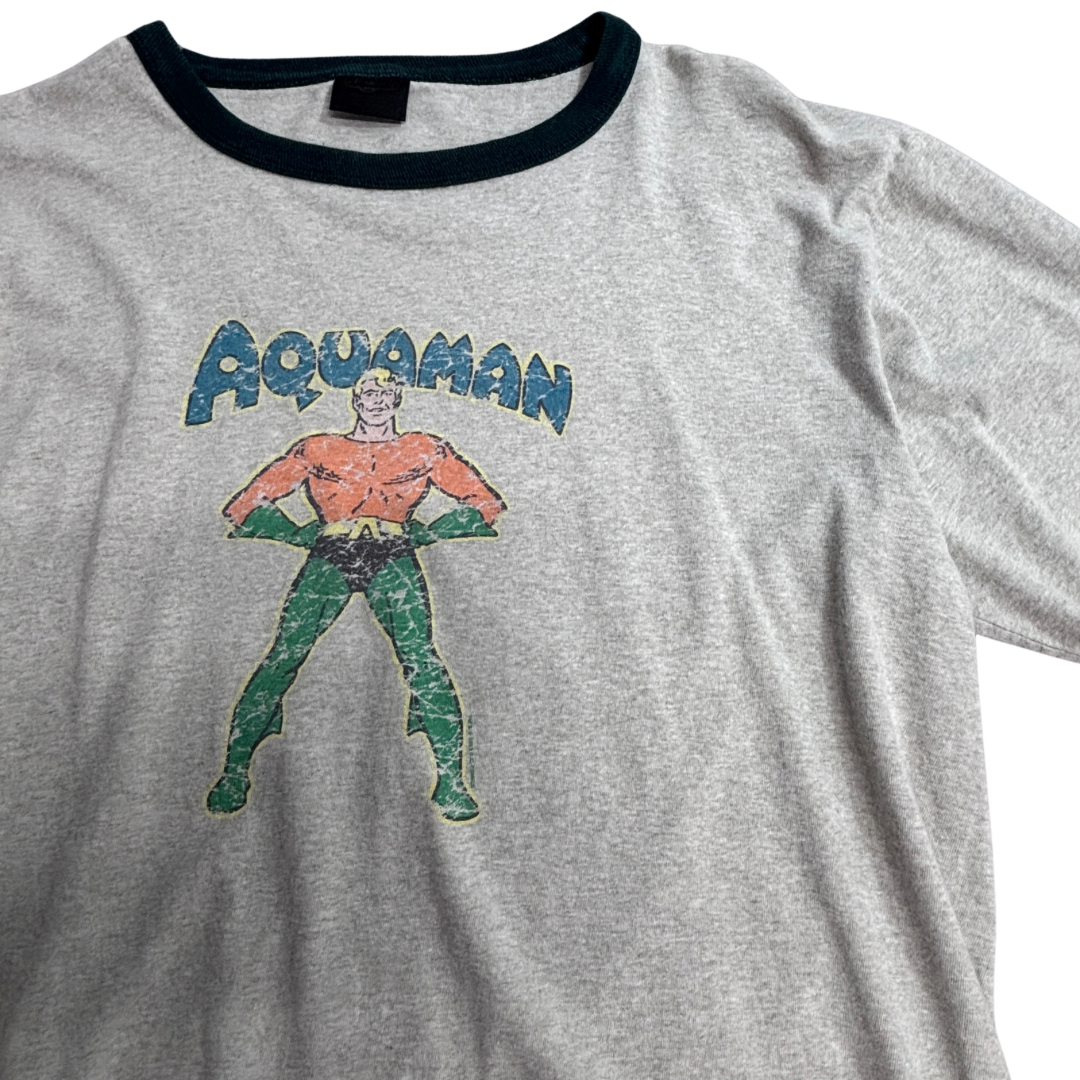 AQUAMAN（アクアマン） リンガーTシャツ DCコミックス グレー × グリーン フェードデザイン/7-41