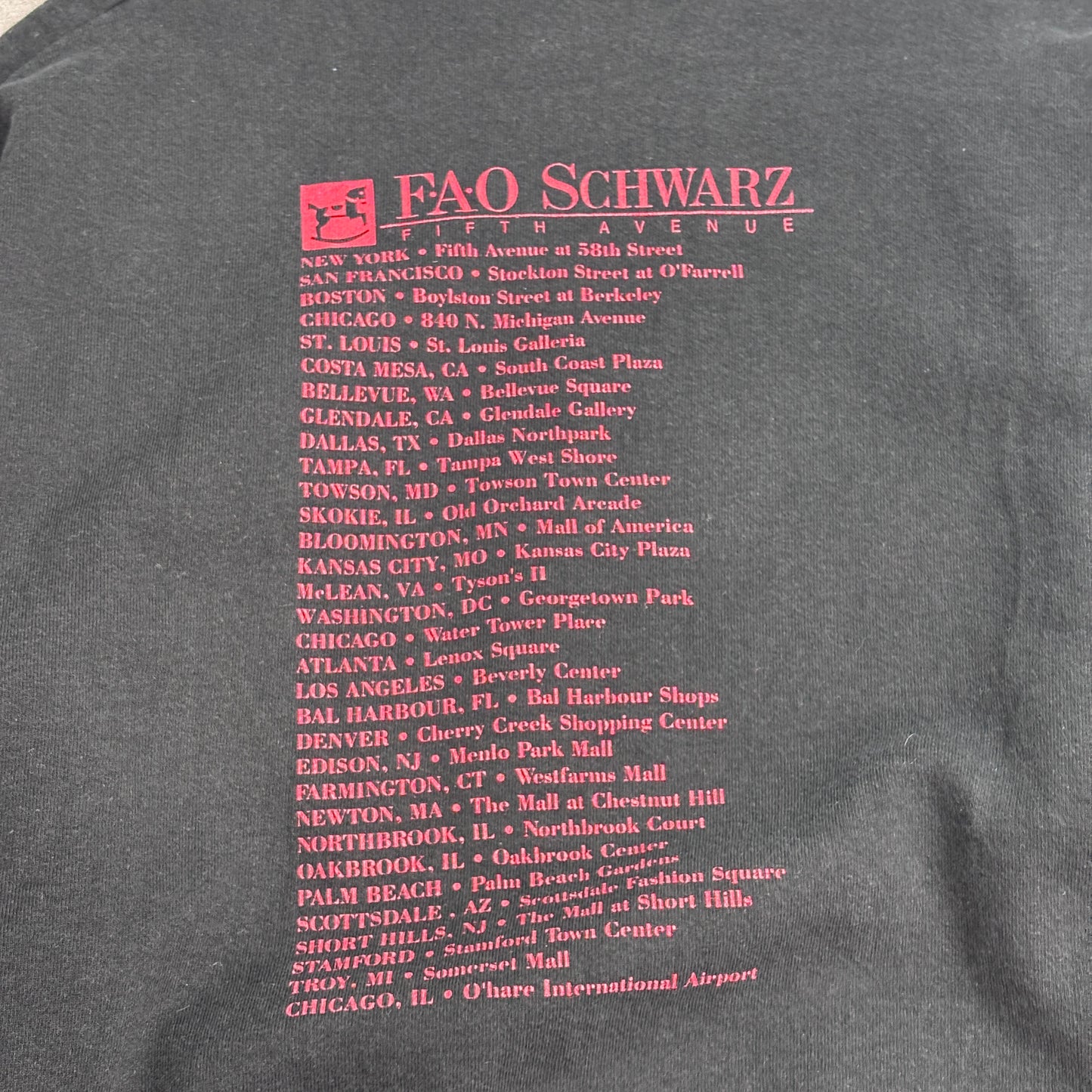 【90s FAO SCHWARZ FIFTH AVENUE スウェット X LARGE】USA製 ヴィンテージ クルーネック トイストア 企業ロゴ ブラック/2-103