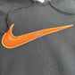 【90s NIKE ビッグスウッシュ パーカー】ナイキ ブラック フェード オレンジスウッシュ XL 銀タグ 古着/9-5