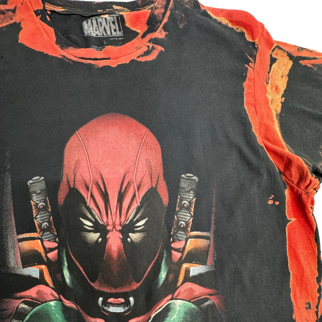 【MARVEL Deadpool プリントTシャツ】デッドプール 黒赤 総柄デザイン MARVEL公式 L /8-60