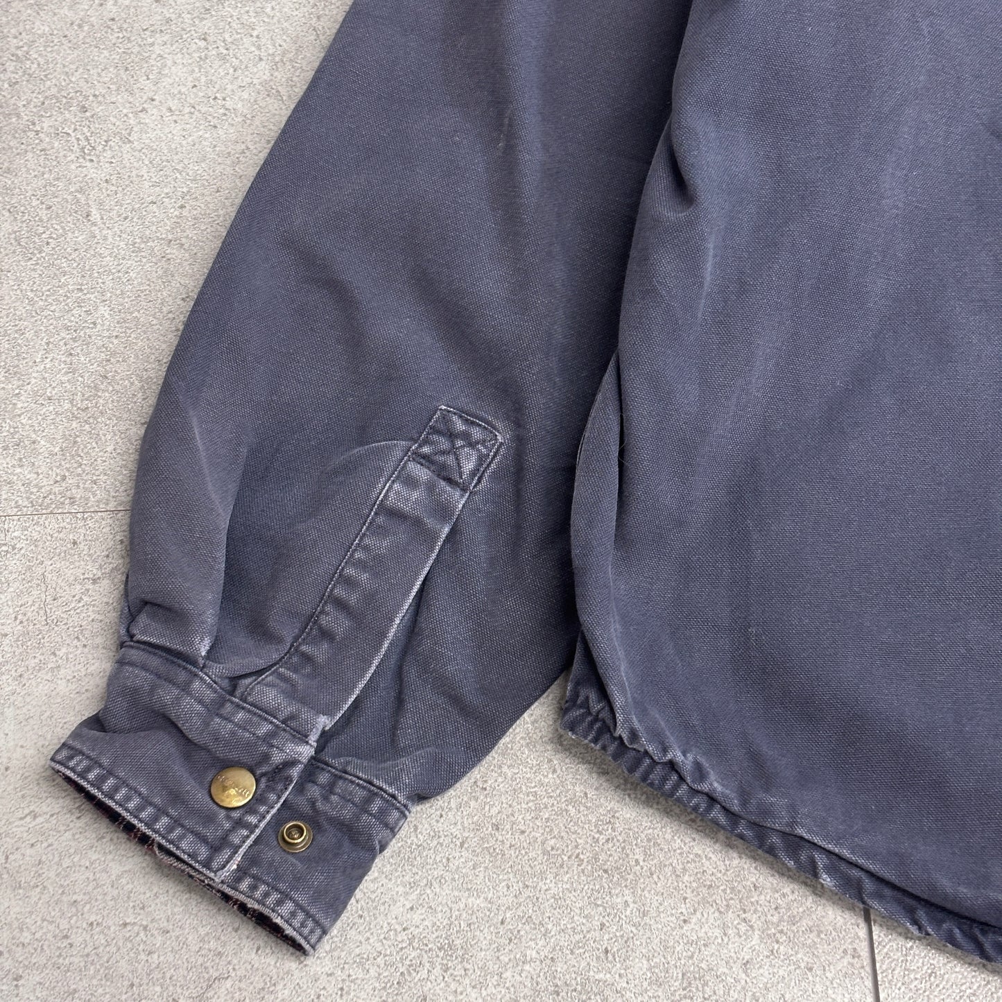 【Carhartt チェック裏地 ダック ワークシャツジャケット】ブラック系 M スナップボタン フェード 古着/8-37