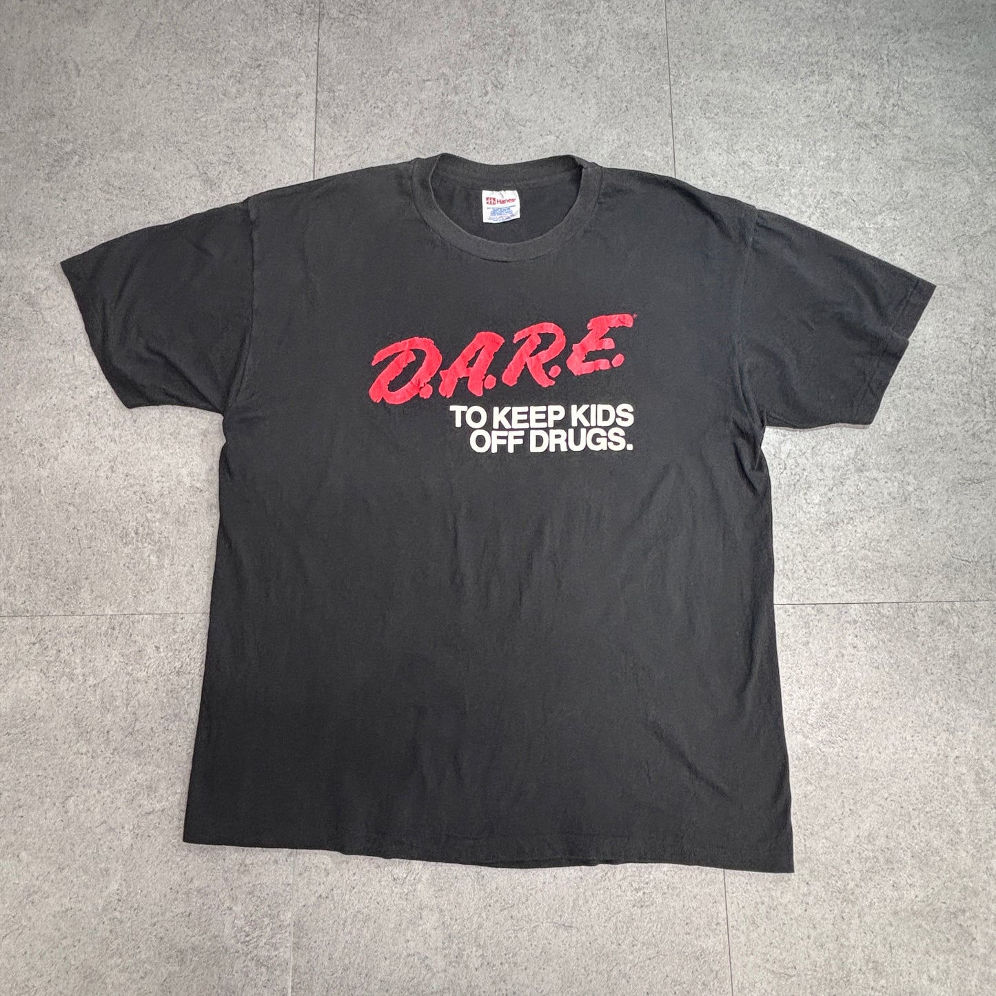 【90s D.A.R.E. “TO KEEP KIDS OFF DRUGS.” Tシャツ】Hanes XL ブラック USAファブリック アンチドラッグ 古着/8-38
