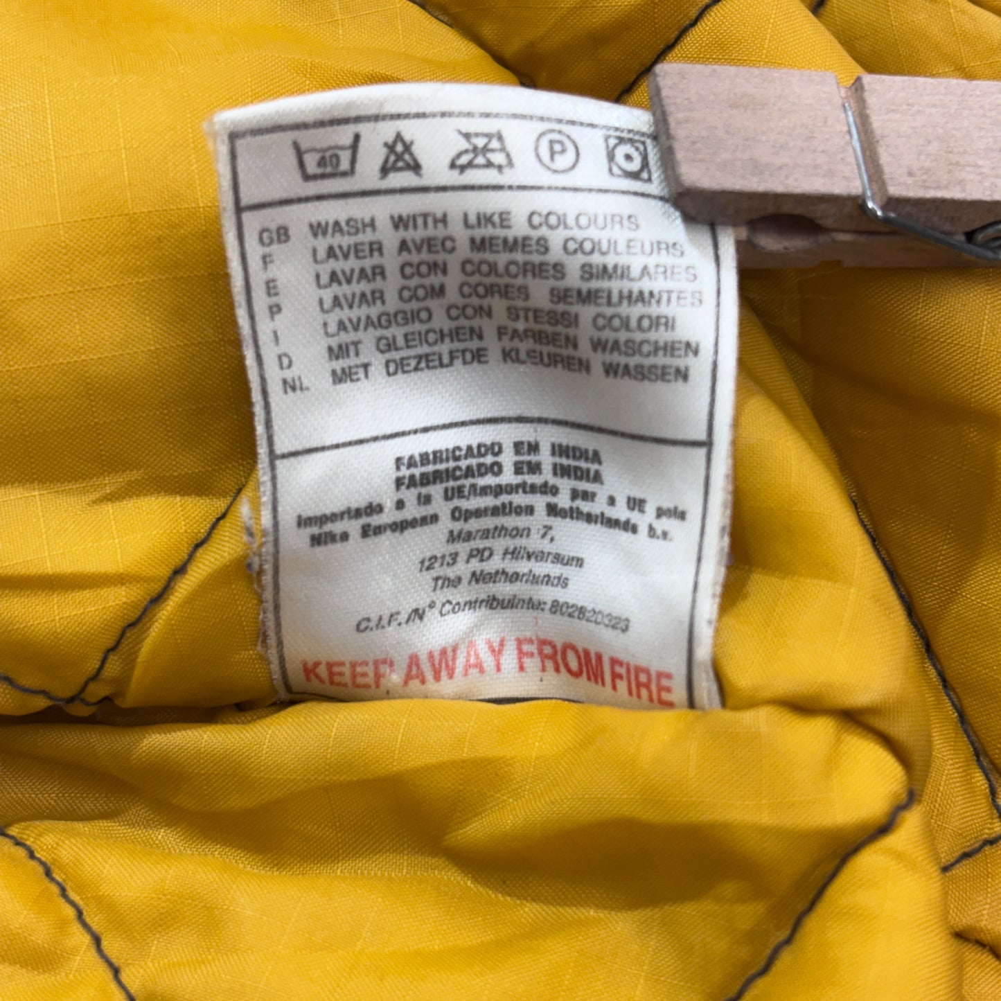 NIKE 90s ナイロンジャケット ブラック×イエロー リバーシブル仕様 スウォッシュ刺繍 インド製 Sサイズ1-9