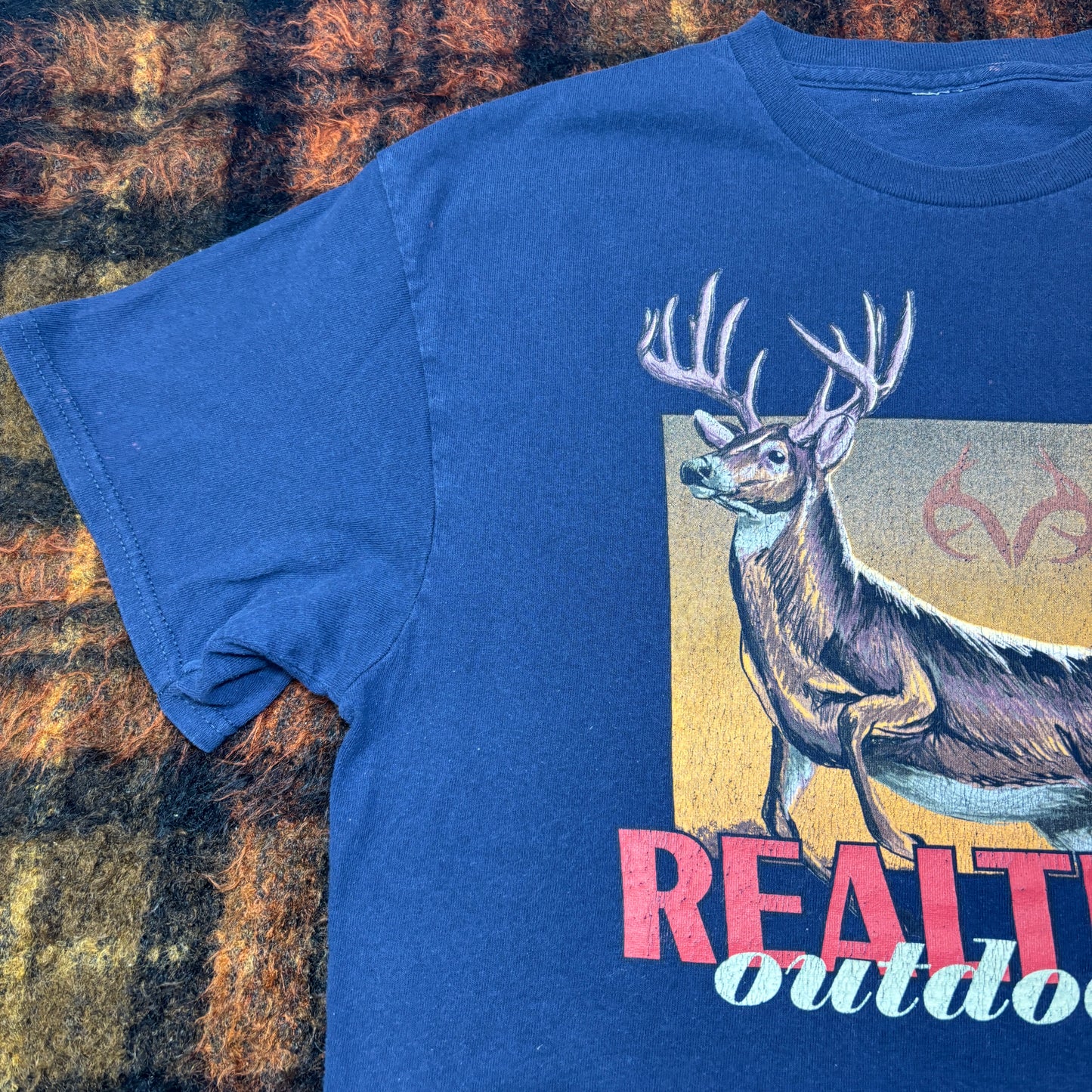 【Realtree Outdoors】ディアプリントTシャツ｜アメリカン・ハンティングカルチャー