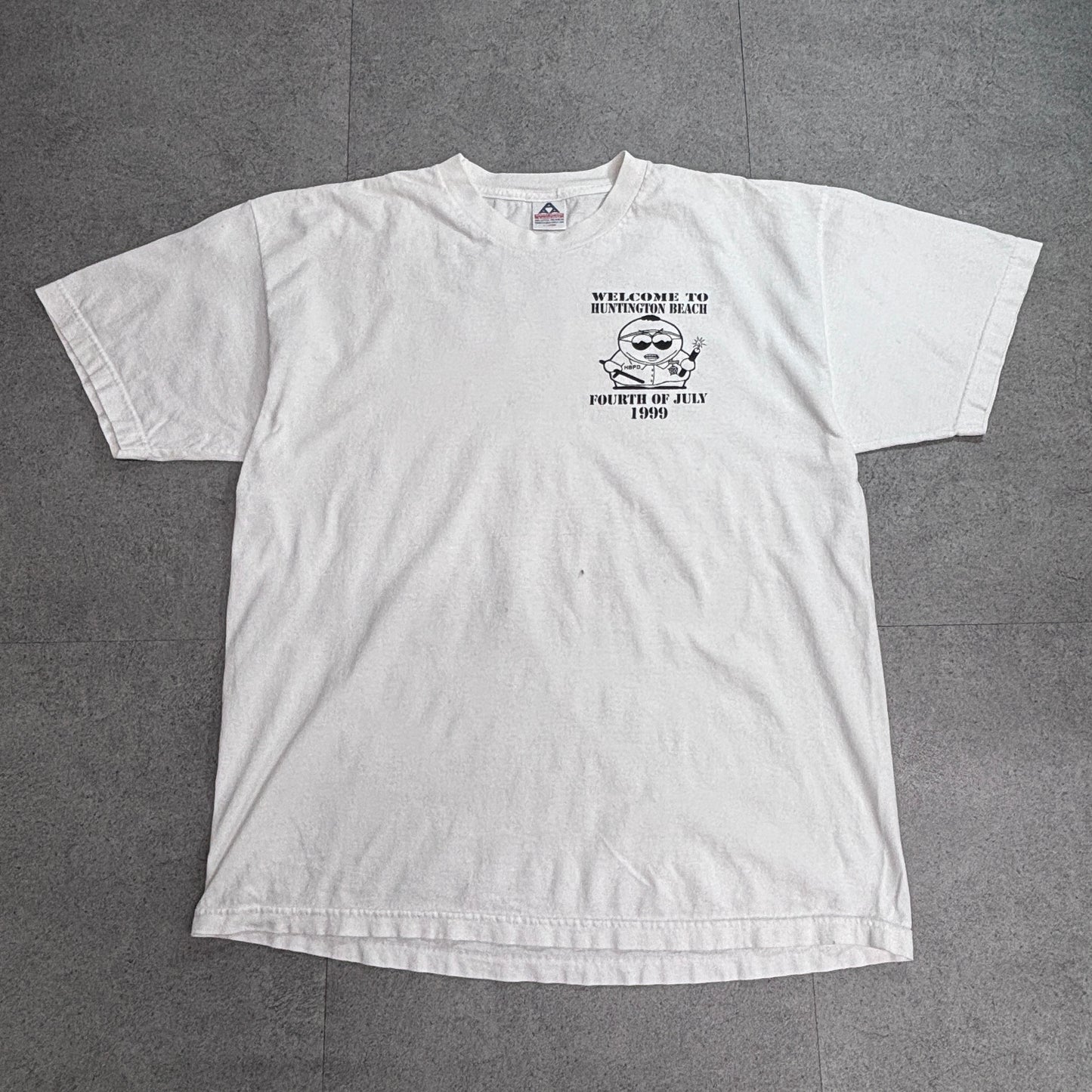 【1999 SOUTH PARK（サウスパーク） “Welcome to Huntington Beach” Tシャツ】USAイベントT XLサイズ ホワイト 古着/7-104