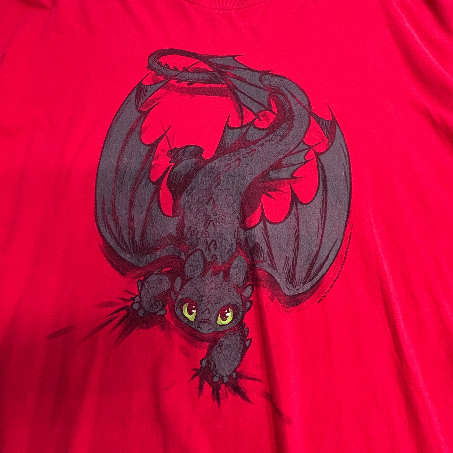 How to Train Your Dragon トゥース（ナイト・フューリー） キャラクタープリントTシャツ welovefine XL レッド/7-40