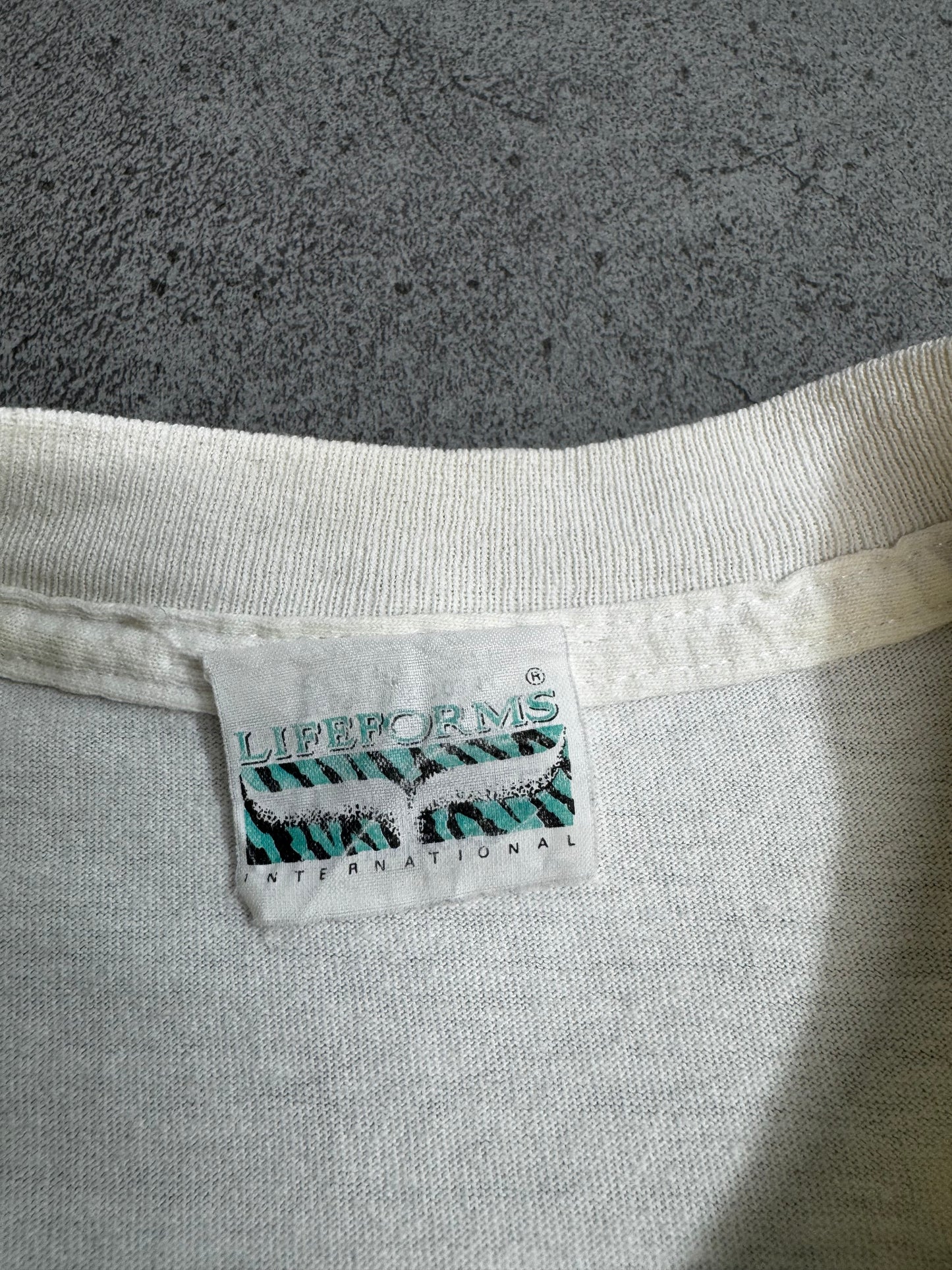 【1996 LIFEforms International “HOP DREAMS” フロッグ バスケットボール プリントTシャツ】90s アートTシャツ ホワイト 古着/8-62