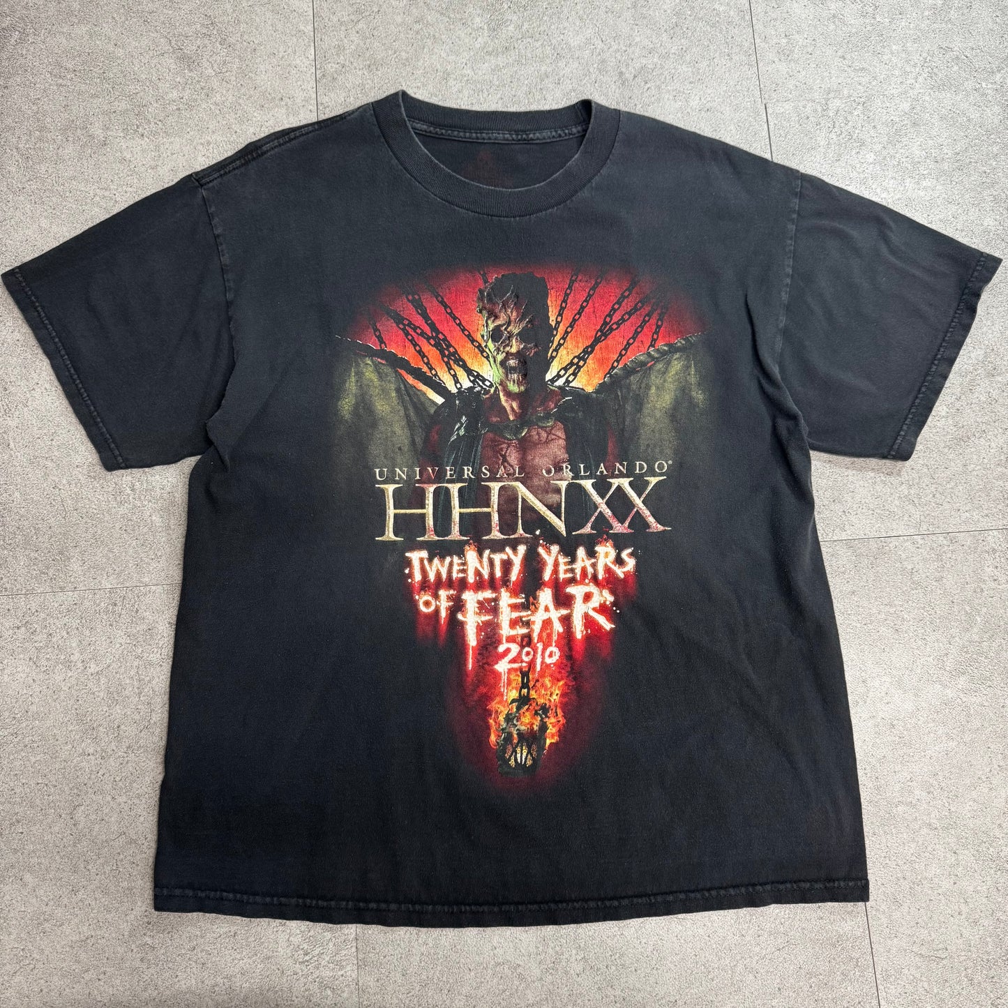 ユニバーサル・オーランド HHN XX Twenty Years of Fear 2010 ホラーTシャツ ブラック L相当/7-56