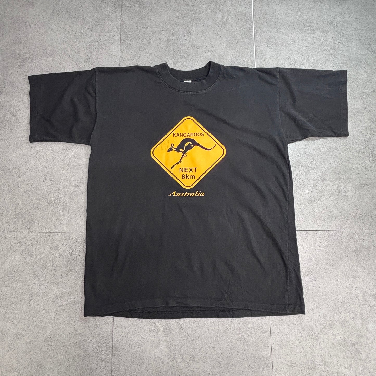 【Australia カンガルー ロードサイン プリントTシャツ】MADE IN AUSTRALIA / XL / ブラック/7-80