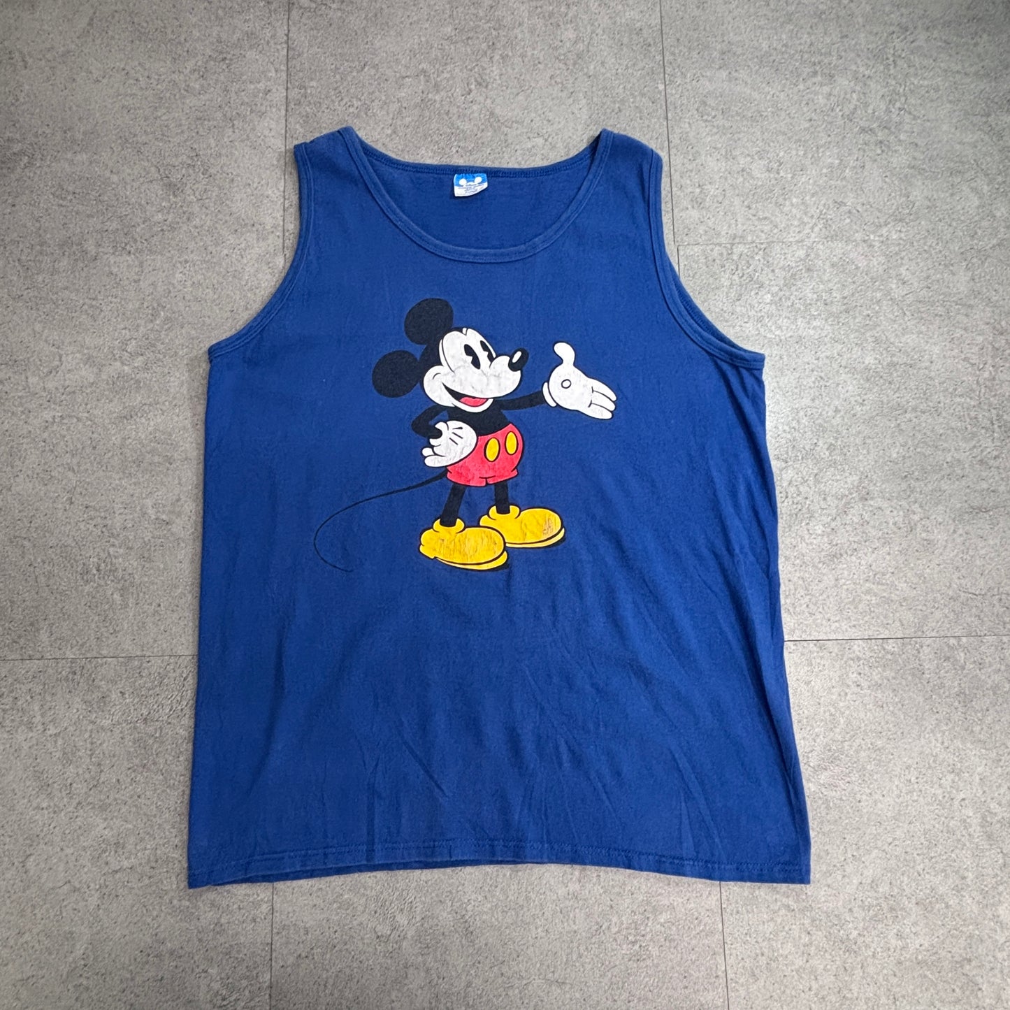 【Disney Character Fashions USA製 ミッキーマウス タンクトップ ノースリーブ ビッグプリント 90s ヴィンテージ 古着】8-24