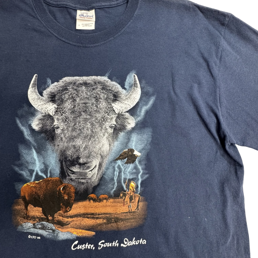 2006 GILDAN Custer, South Dakota バイソン アニマルプリント Tシャツ ネイビー/7-62