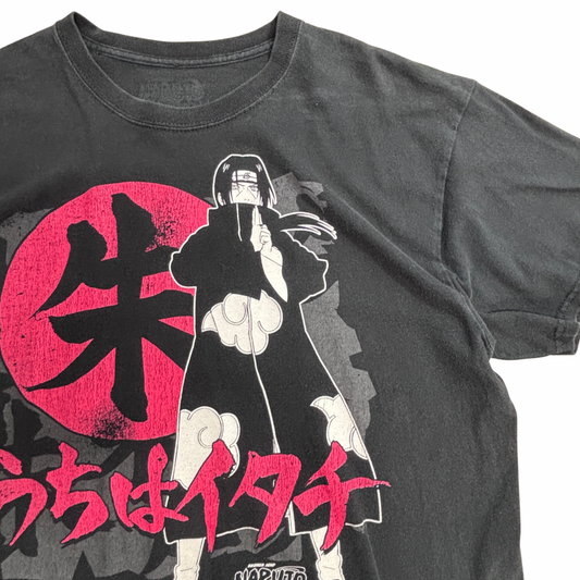 【NARUTO 疾風伝 うちはイタチ プリントTシャツ】ブラック/7-23