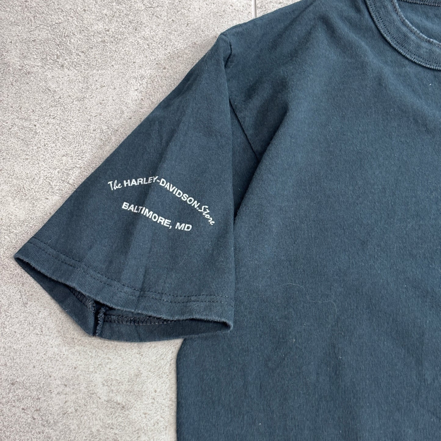 【HARLEY-DAVIDSON ヘンリーネック ポケットTシャツ】ブラック フェード ブリーチ USAファブリック M/8-45