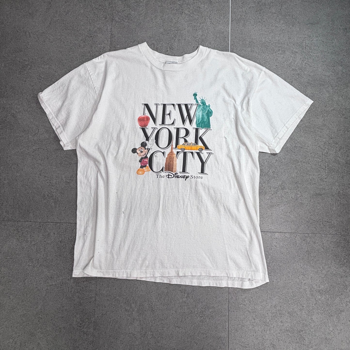 【90s USA製 The Disney Store NEW YORK CITY ミッキーマウス Tシャツ】The Disney Store / NEW YORK CITY / USA製 / ミッキーマウス/7-74