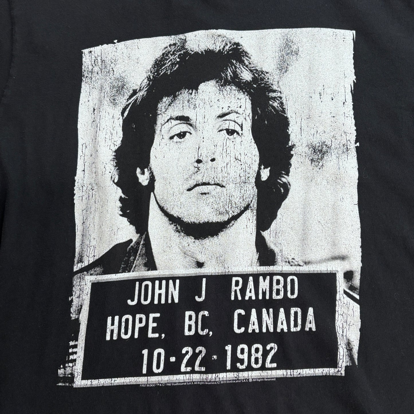 【RAMBO（ランボー／First Blood）ジョン・J・ランボー プリントTシャツ】2019年コピーライト 映画Tシャツ ブラック/7-30