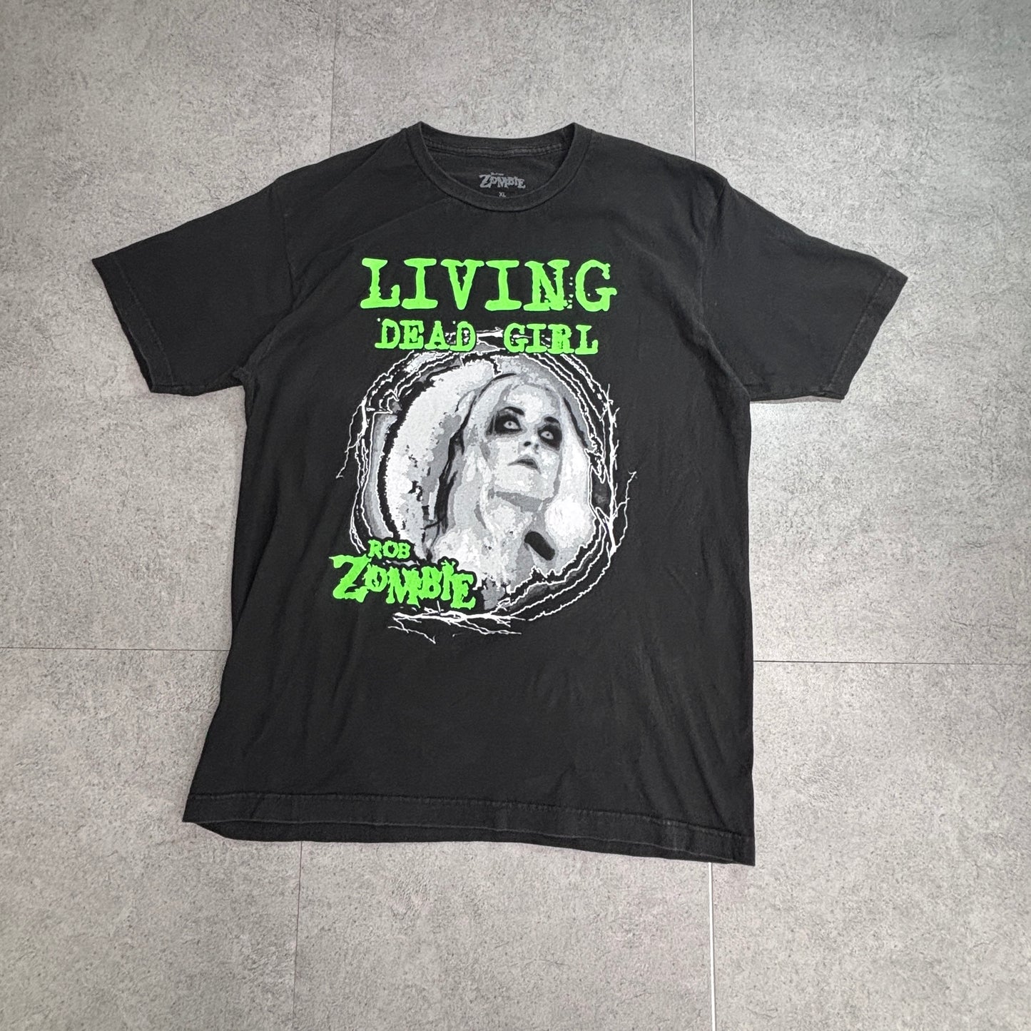 【ROB ZOMBIE “LIVING DEAD GIRL” プリントTシャツ】ROB ZOMBIE / LIVING DEAD GIRL / オフィシャルライセンス / 2016コピーライト/7-72