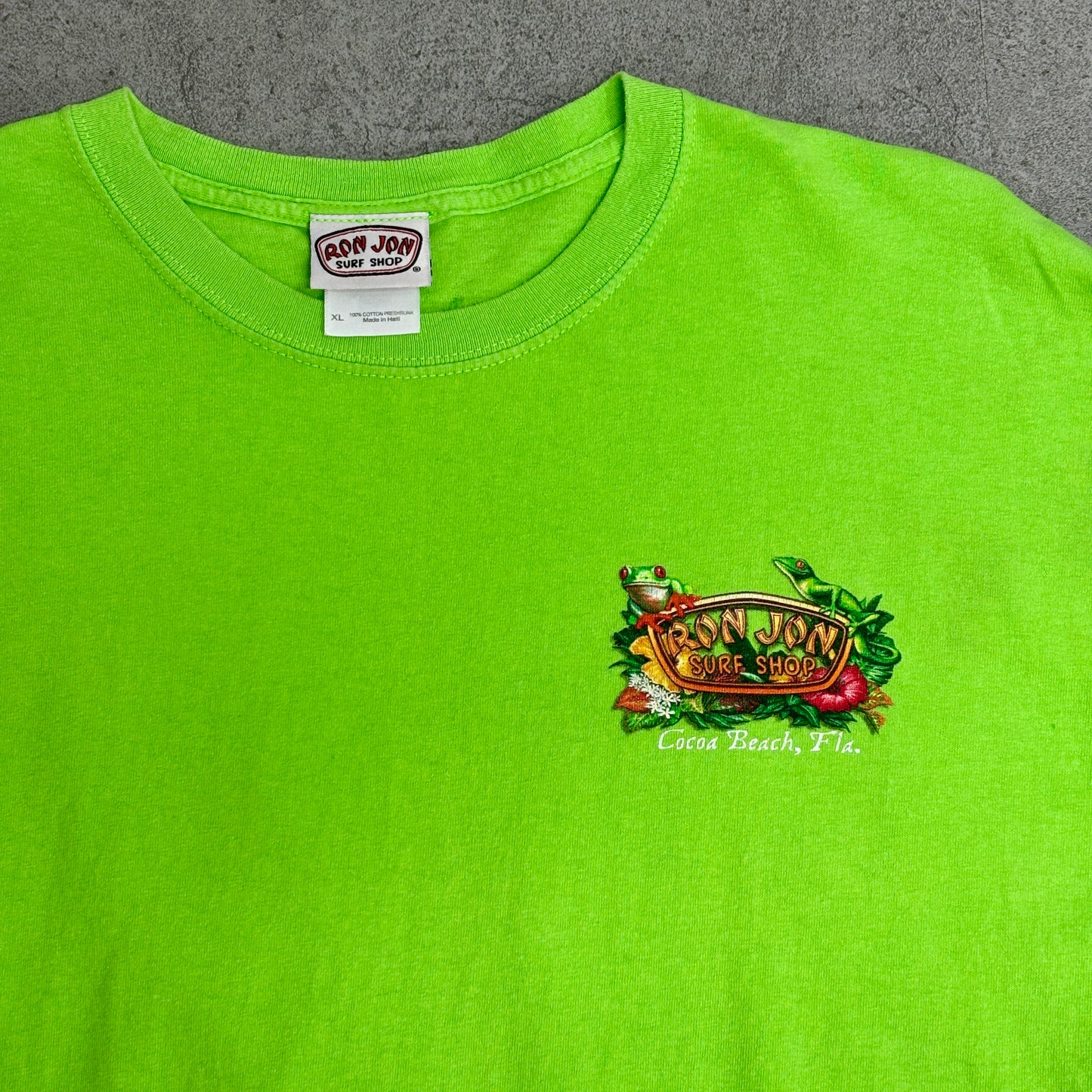 【Ron Jon Surf Shop】ネオンライム グラフィックTシャツ XLサイズ ココアビーチ限定 サーフT USAフロリダ発