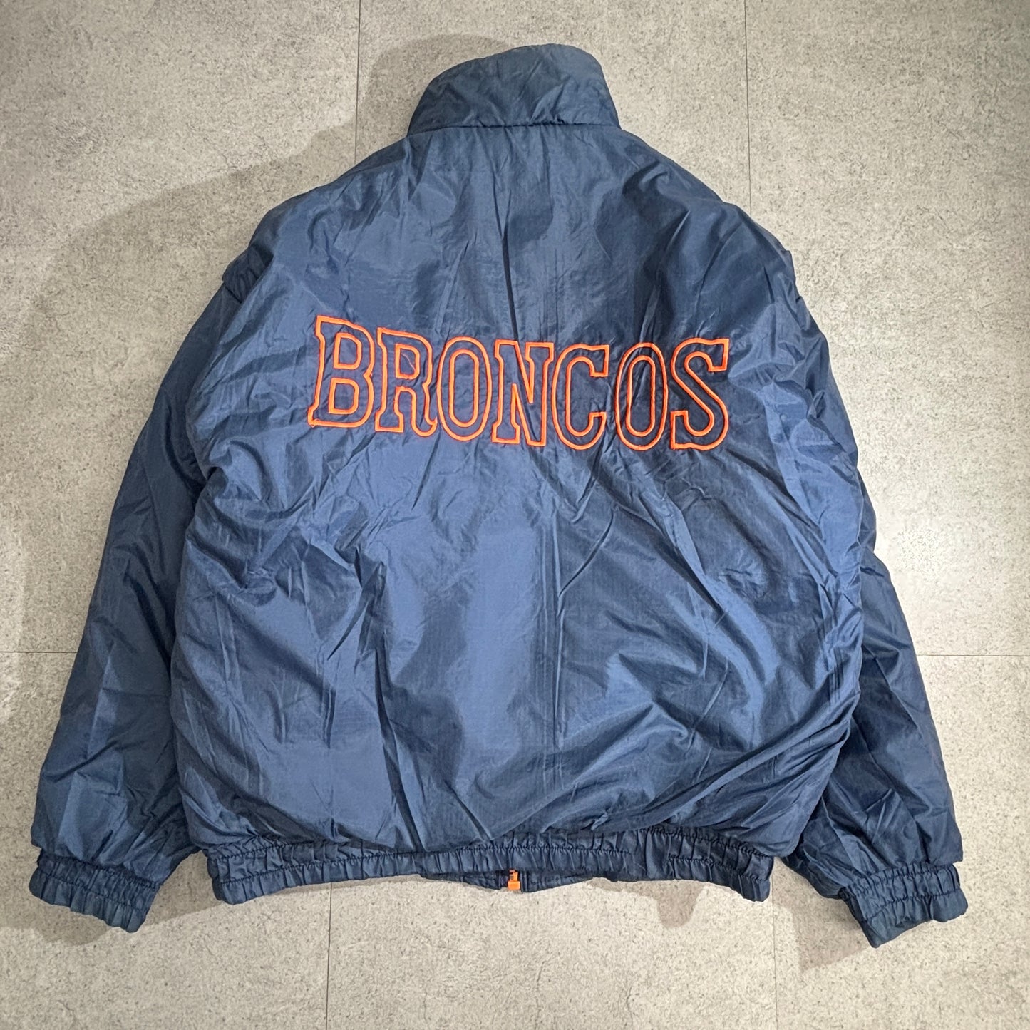 90s PRO PLAYER DENVER BRONCOS ナイロンジャケット ネイビー×オレンジ 刺繍ロゴ NFL公式モデル リバーシブル