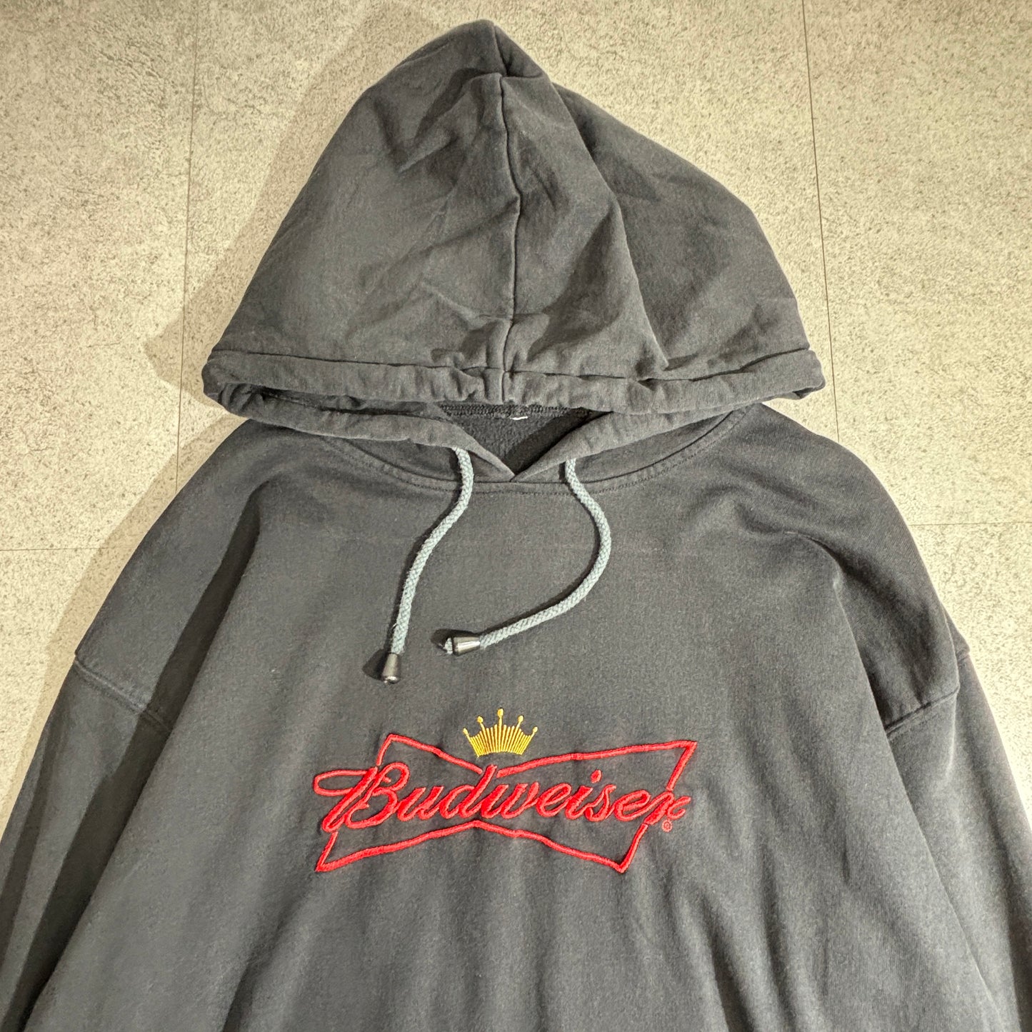 Budweiser バドワイザー 刺繍ロゴ プルオーバーパーカー ブラック スウェットフーディ ビールブランド