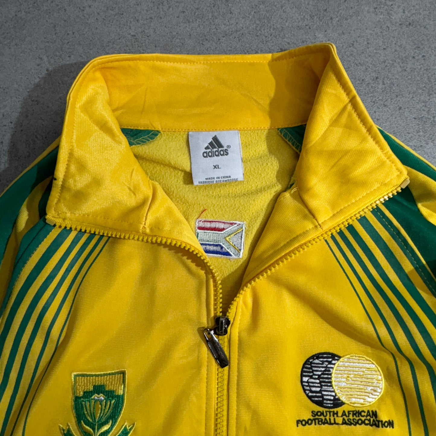 【adidas】南アフリカ代表 トラックジャケット イエロー×グリーン XLサイズ サッカー アディダス ジャージ 古着