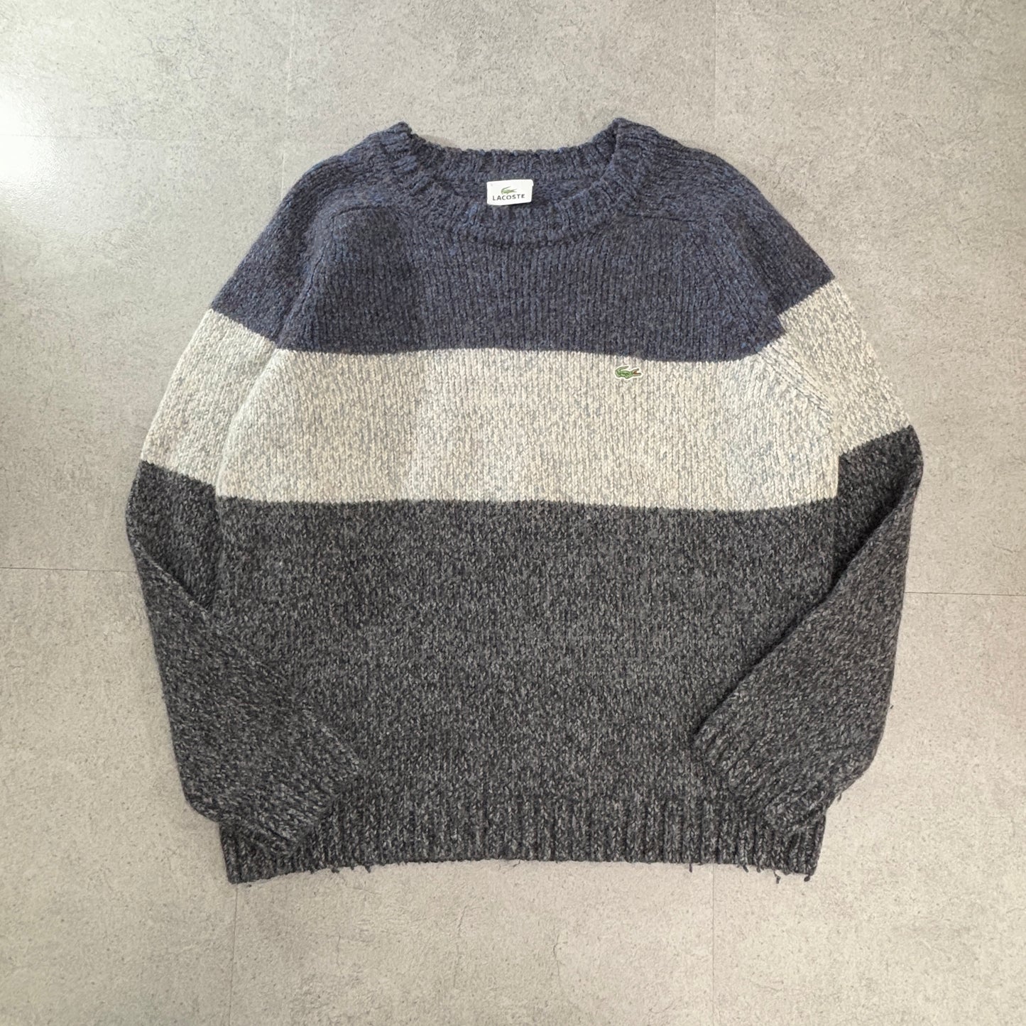 90s LACOSTE ウール ボーダー クルーネックニット／ネイビー×グレー×オフホワイト／ワニロゴ