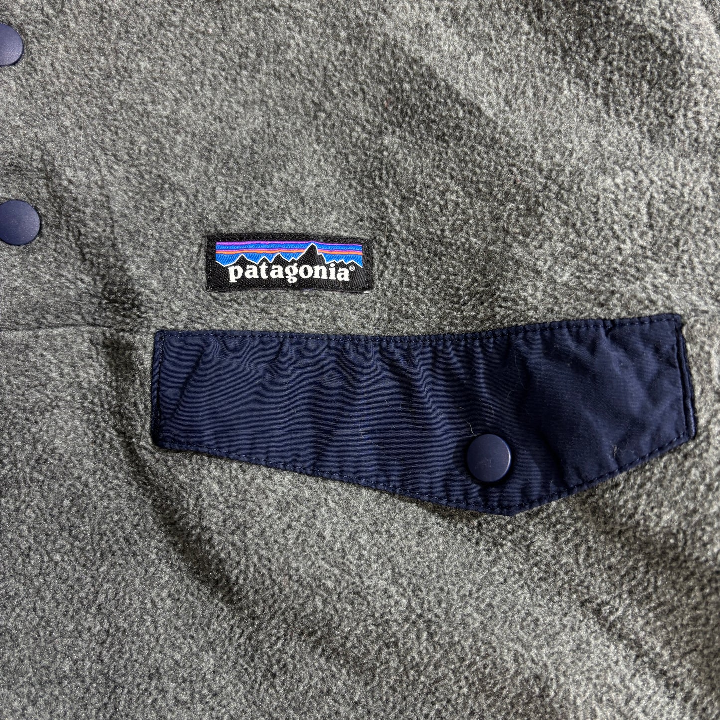 Patagonia SYNCHILLA スナップT フリース プルオーバー グレー×ネイビー Sサイズ 90s復刻風 ニカラグア製