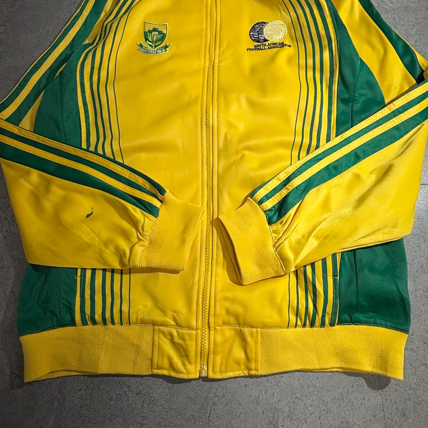 【adidas】南アフリカ代表 トラックジャケット イエロー×グリーン XLサイズ サッカー アディダス ジャージ 古着