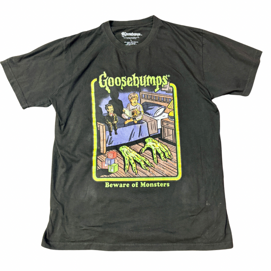 【90s ホラー】Goosebumps グースバンプス Tシャツ｜BEWARE OF MONSTERS レトロ怪奇アメコミ風